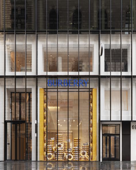 burberry brit nyc store|burberry 5th ave.